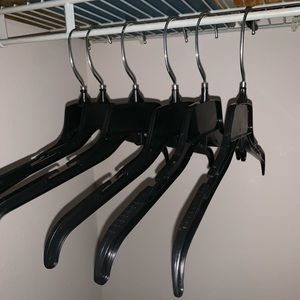Black coat hangers (set of 50)